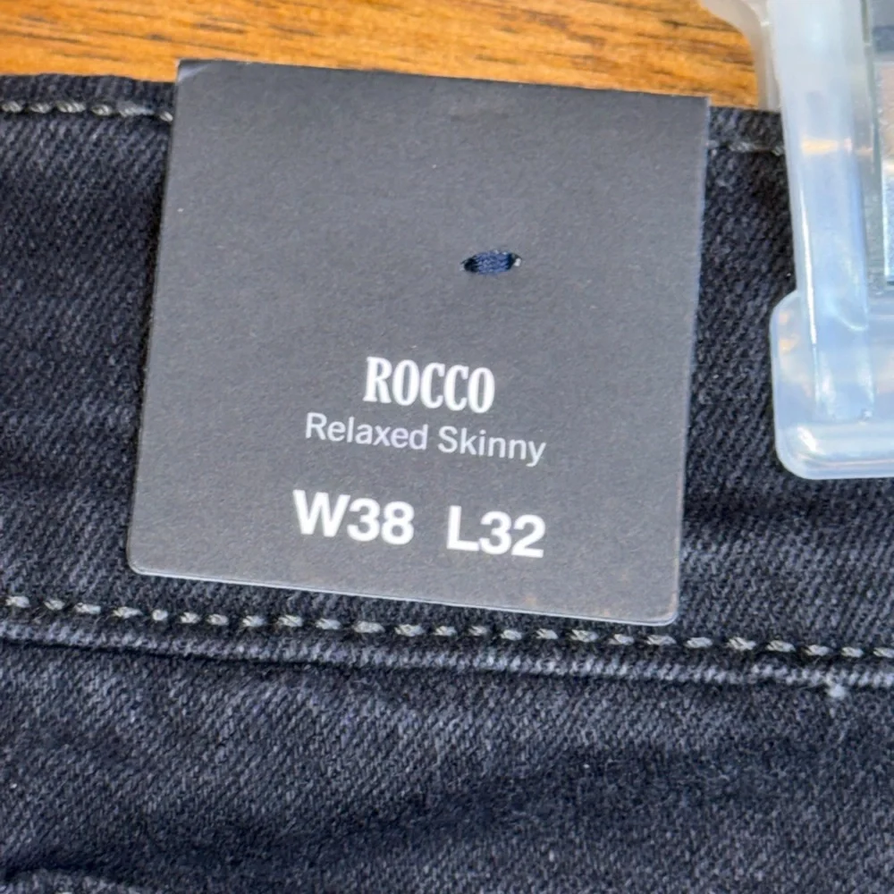 NWT True Religion Rocco Skinny Jeans Relaxed Washed Coal Grey Distressed 38X32